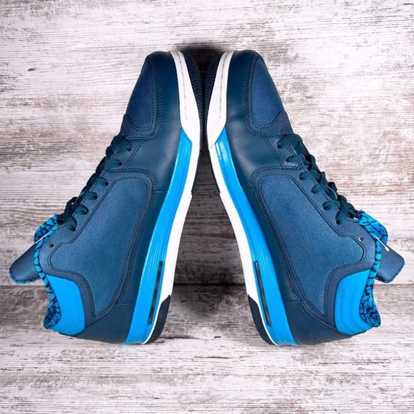 Jordan’s Post-game shoes size 13 - Picture 6 of 8